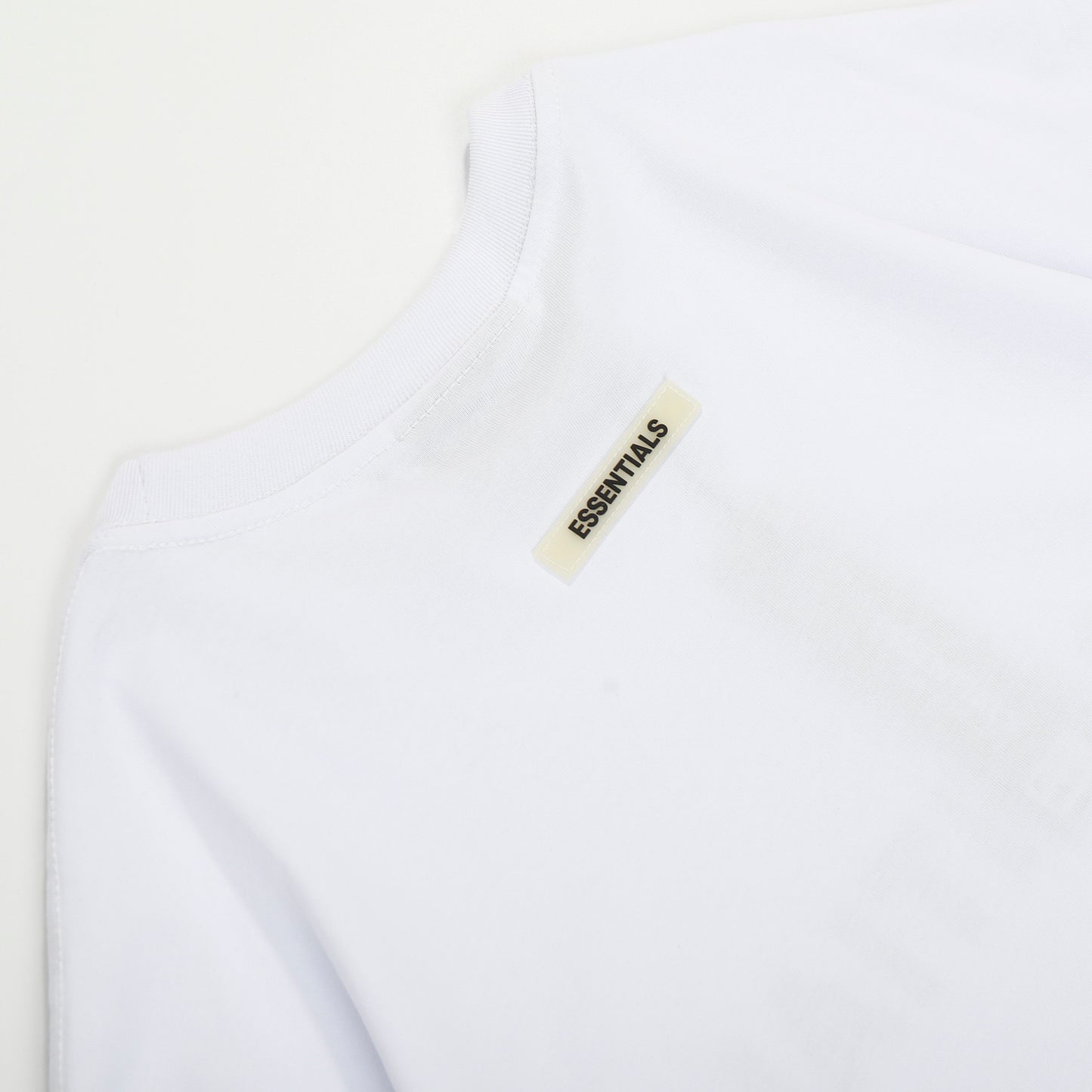FEAR OF GOD ESSENTIALS TEE 046