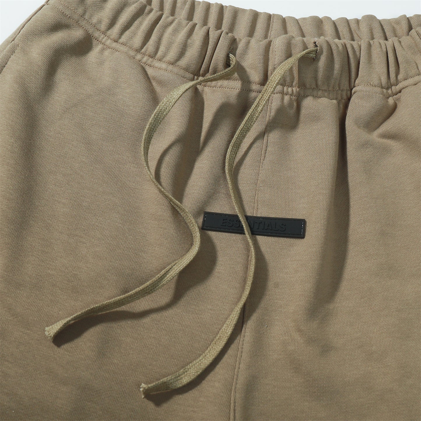 FEAR OF GOD ESSENTIALS SHORTS 037