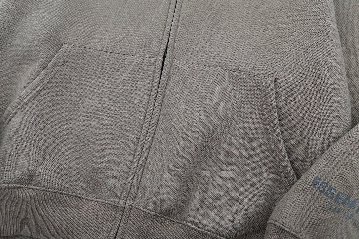 FEAR OF GOD ESSENTIALS HOODIE 571