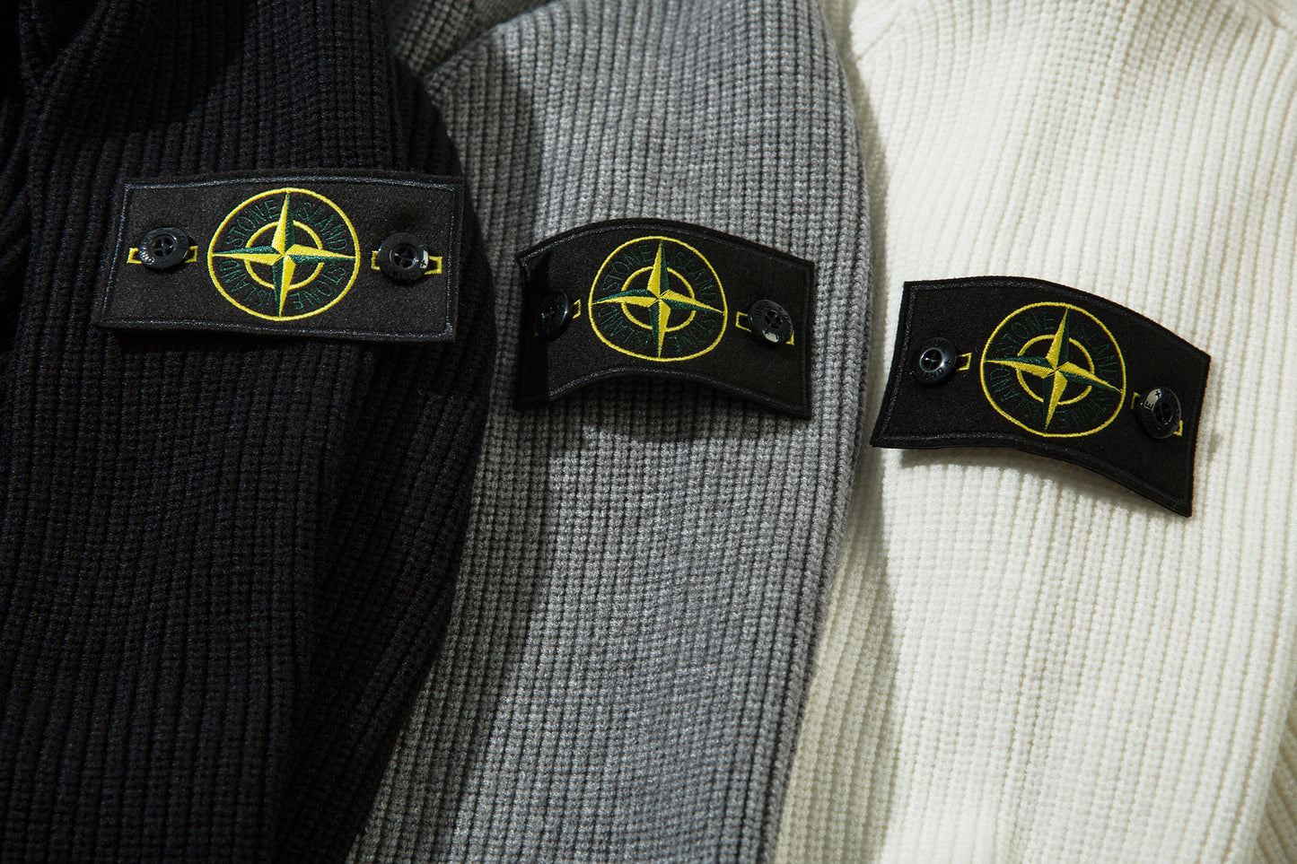STONE ISLAND HOODIE 909