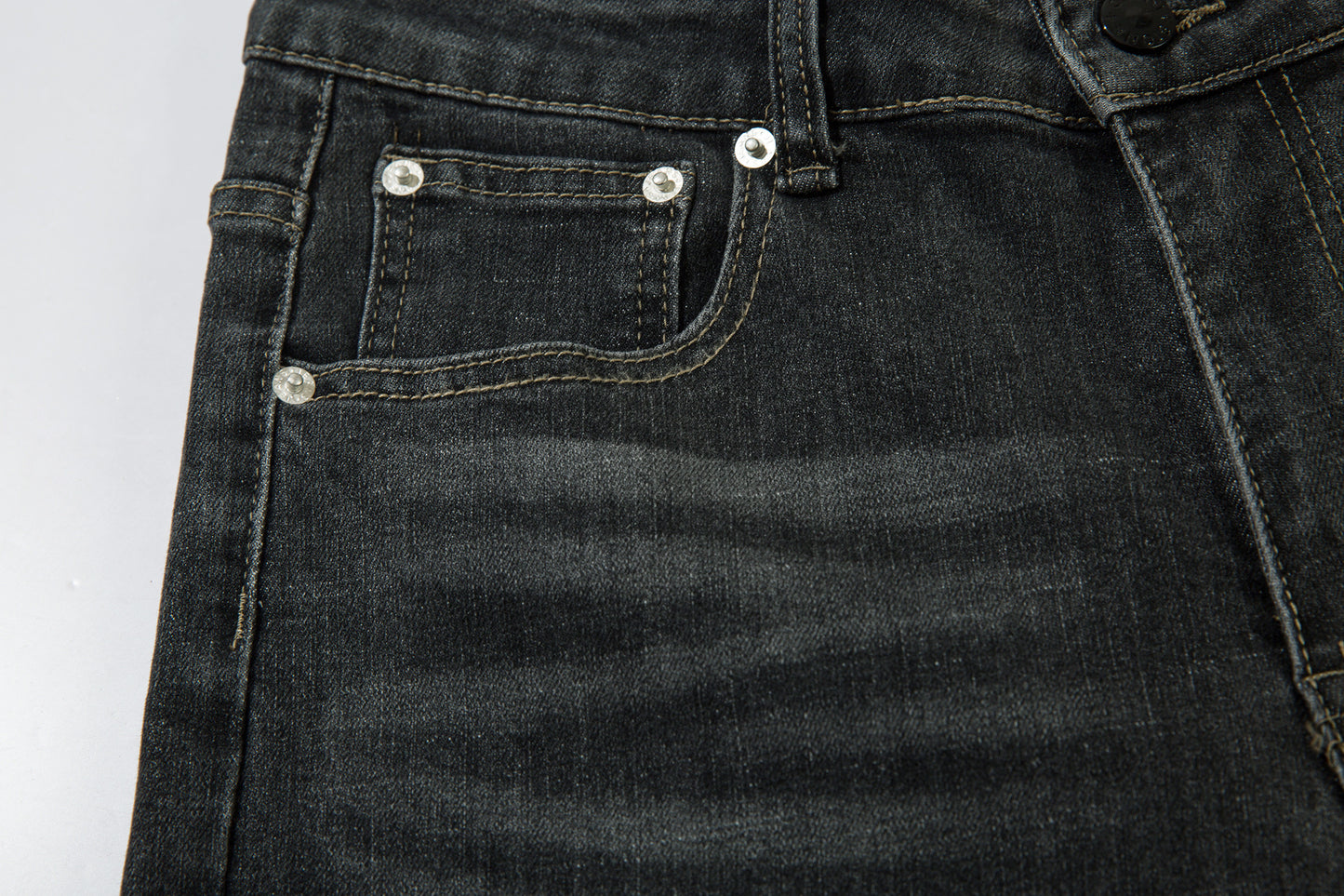 STONE ISLAND PANTS 260