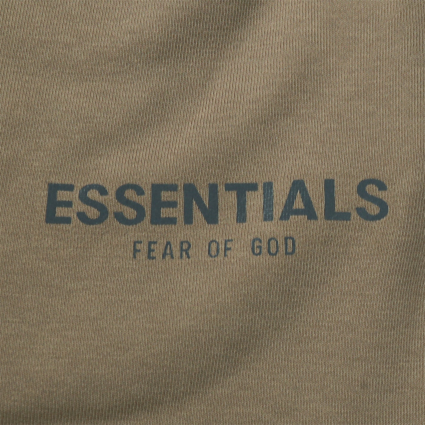 FEAR OF GOD ESSENTIALS SHORTS 037