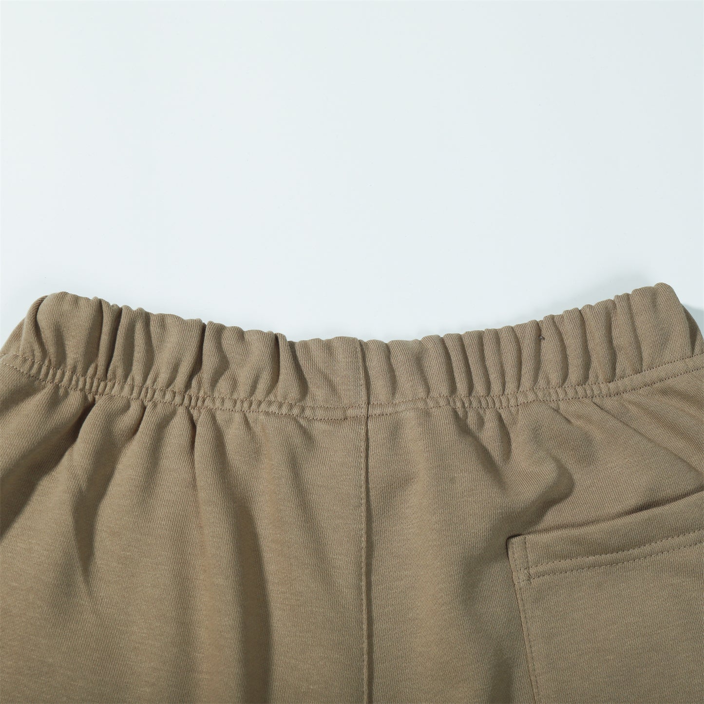 FEAR OF GOD ESSENTIALS SHORTS 037