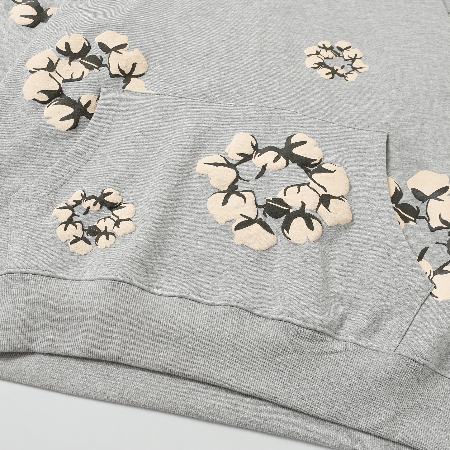 DENIM TEARS  Hoodie 6001