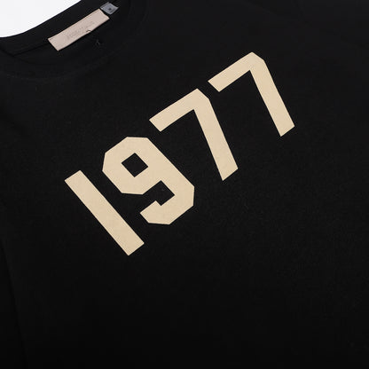 FEAR OF GOD ESSENTIALS TEE 050